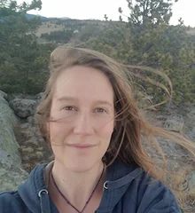 Image of EBI student mentor Hannah Tirrell-Wysocki